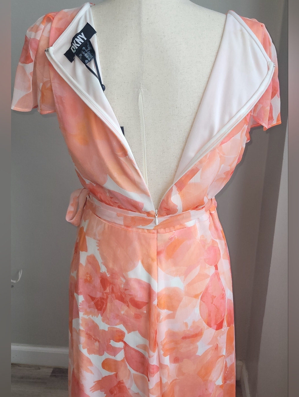 DKNY NWT Floral Maxi Dress Size 10 Peach Coral High Low Formal - Picture 10 of 10